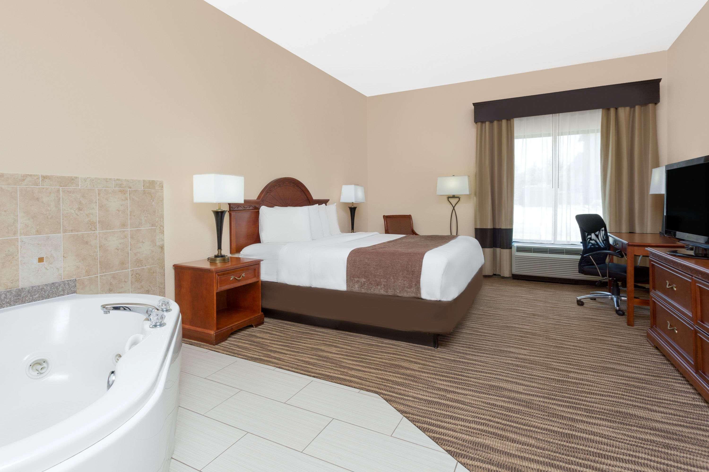 Baymont By Wyndham Augusta Riverwatch Ngoại thất bức ảnh