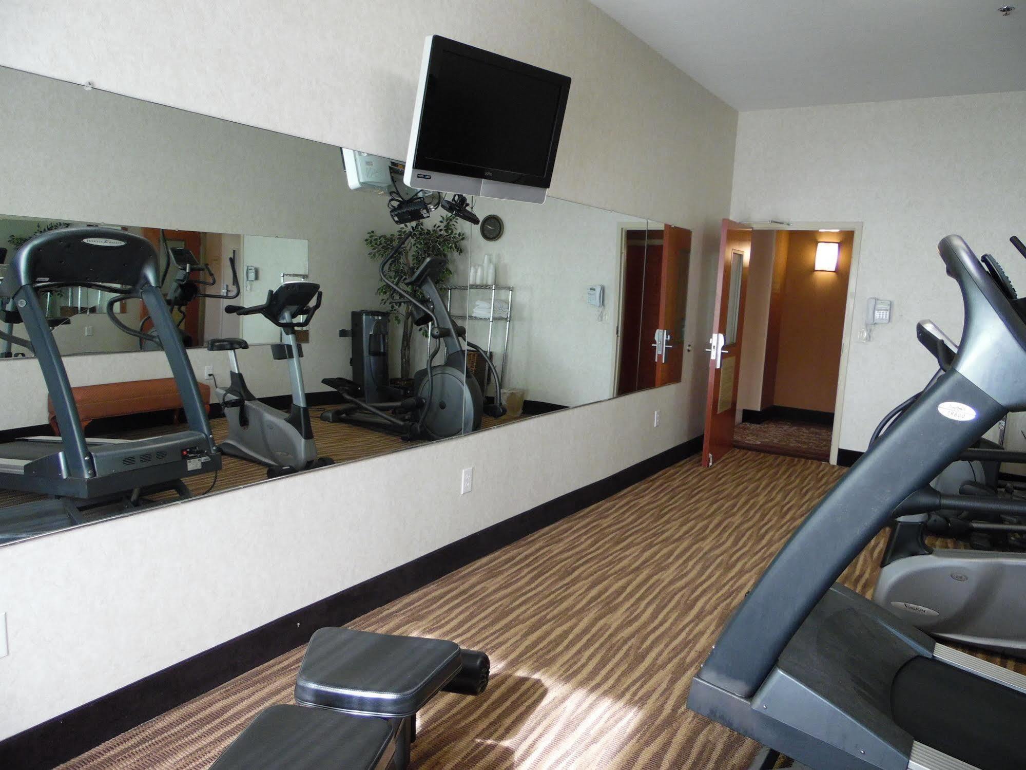 Baymont By Wyndham Augusta Riverwatch Ngoại thất bức ảnh