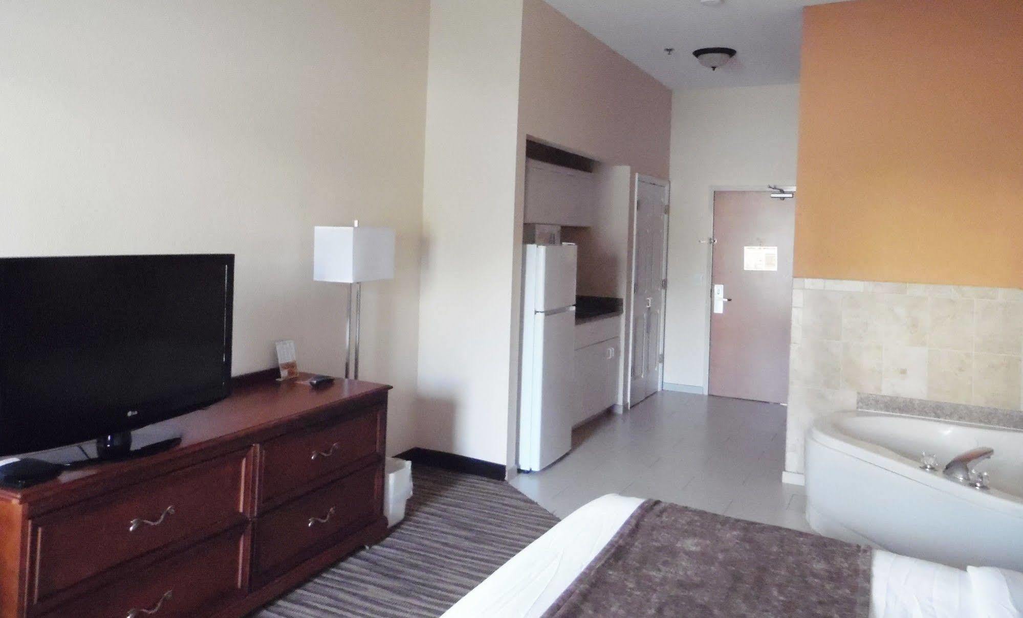 Baymont By Wyndham Augusta Riverwatch Ngoại thất bức ảnh
